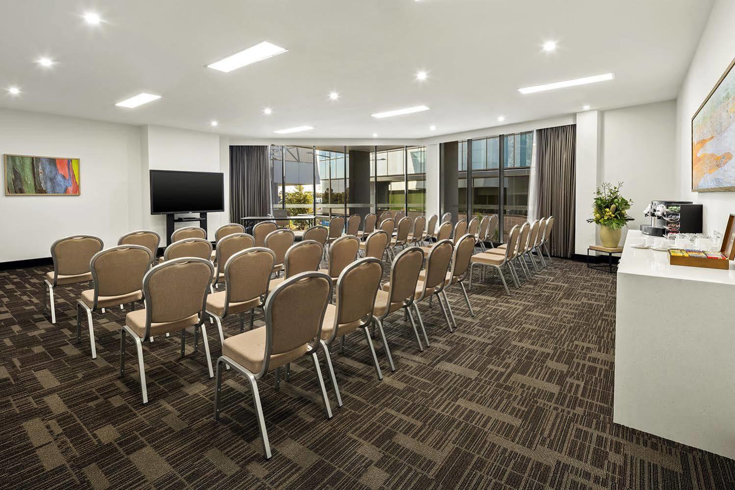 Quest Dandenong Central Exterior photo